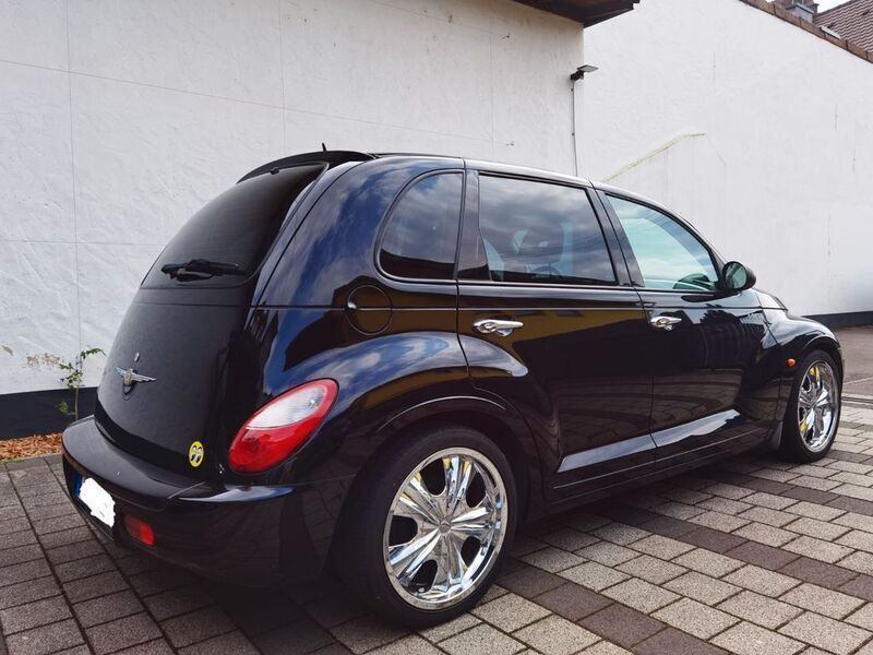 Schwarz Gebraucht 2007 Chrysler PT Cruiser Clasic Van / Kleinbus | 3.600 € (Teuer) - Bild 1/4