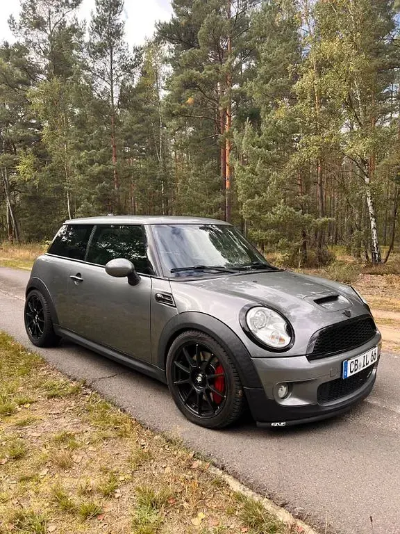 Käytetty Mini John Cooper Works 211 HP (155 kW) 2009 Harmaa Viistoperä