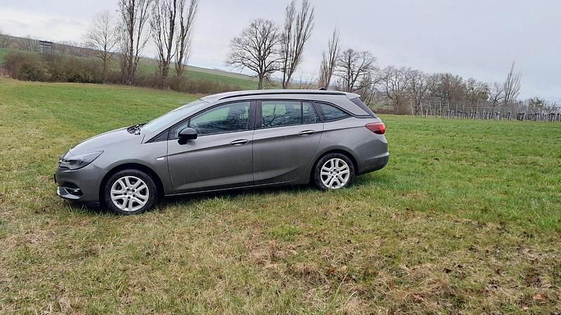 Gebraucht Opel Astra 105 PS (77 kW) 2021 Grau Kombi