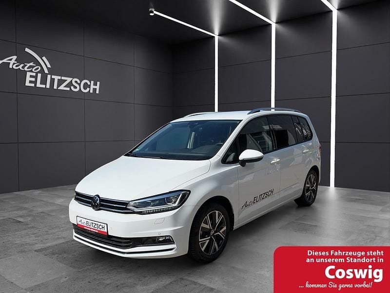 Pure white Gebraucht 2023 VW Touran Move Van / Kleinbus | 34.980 € (Fairer Preis) - Bild 1/4