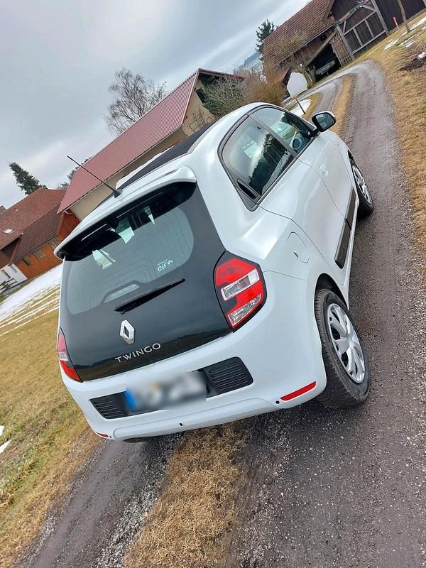 Gebraucht Renault Twingo 90 PS (66 kW) 2015 Weiß Kleinwagen