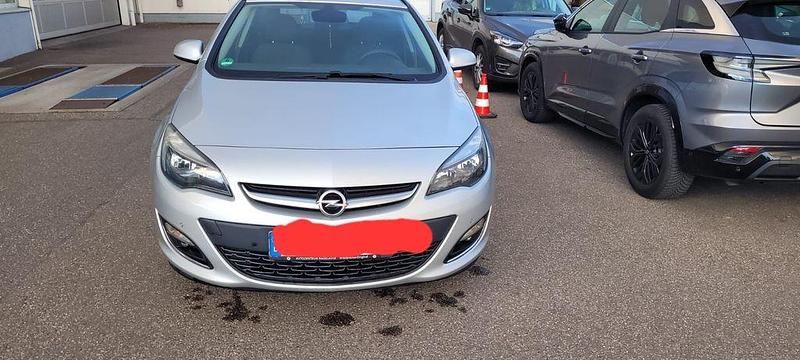 Gebraucht Opel Astra Active 140 PS (102 kW) 2013 Silber Kombi
