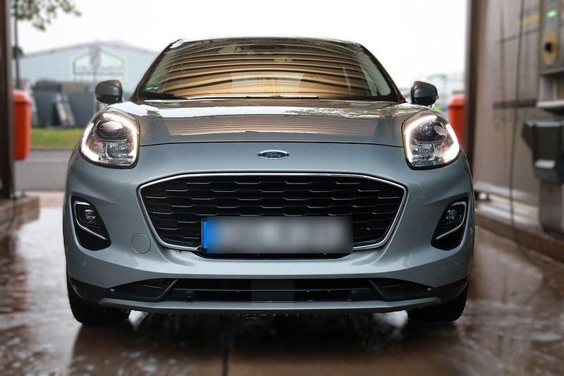 Silber Gebraucht 2020 Ford Puma Gen-E Titanium X SUV | 14.499 € (Superpreis) - Bild 1/4