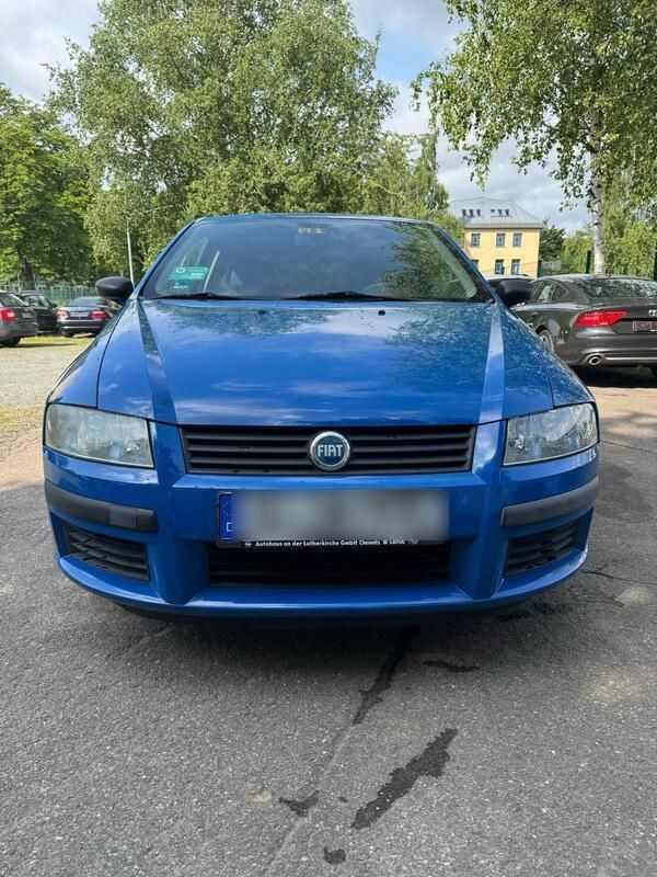 Blau Gebraucht 2005 Fiat Stilo Kombi | 1.400 € (Fairer Preis) - Bild 1/4
