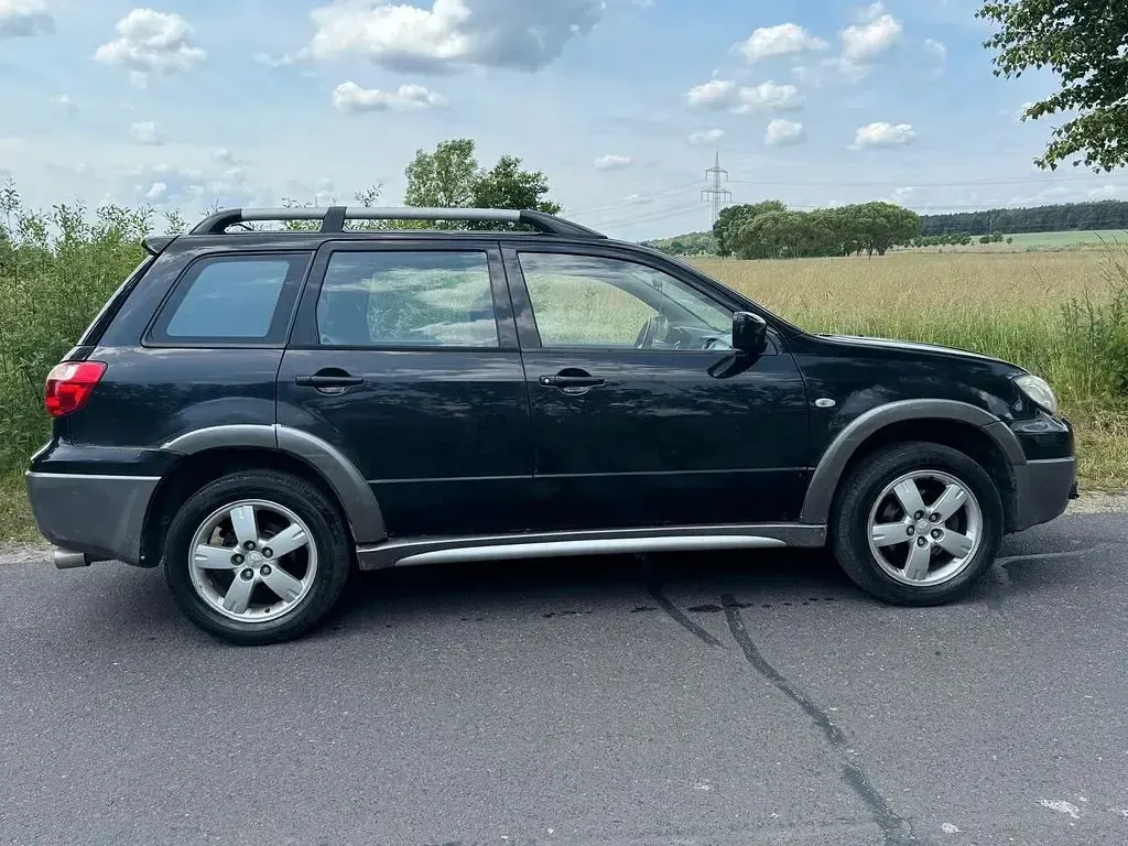 Gebraucht Mitsubishi Outlander 160 PS (117 kW) 2005 Schwarz SUV