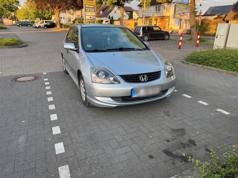 Grau Gebraucht 2004 Honda Civic Kleinwagen | 3.700 € - Bild 1/4