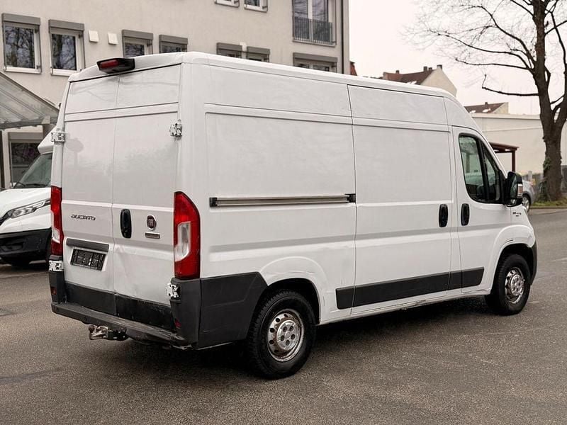 Gebraucht Fiat Ducato 150 PS (110 kW) 2018 Weiß Van
