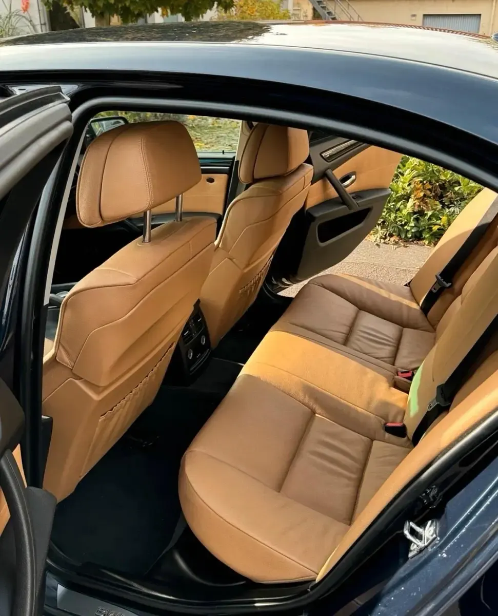 Gebraucht BMW 530 272 PS (200 kW) 2008 Blau Limousine