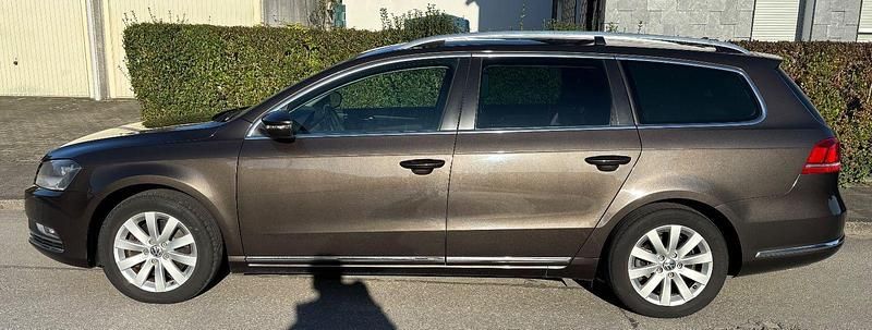 Gebraucht VW Passat Comfortline 105 PS (77 kW) 2013 Braun Kombi