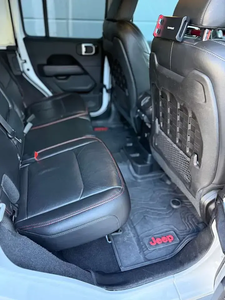 Gebraucht Jeep Wrangler Unlimited Rubicon 271 PS (199 kW) 2019 Weiß SUV