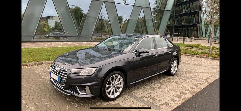 Grau Gebraucht 2019 Audi A4 S-Line Limousine | 22.990 € (Superpreis) - Bild 1/4