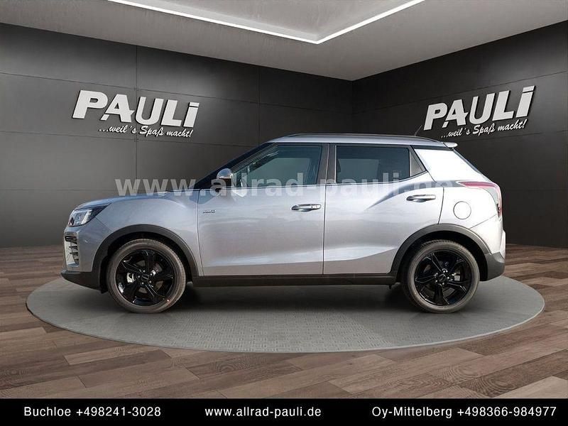 Neu SsangYong Tivoli 163 PS (119 kW) 2026 Grau SUV