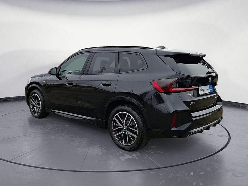 Gebraucht BMW X1 M Sport 156 PS (114 kW) 2025 Saphirschwarz metallic SUV