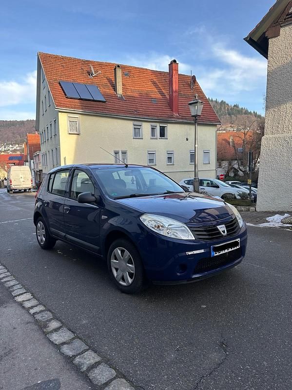 Gebraucht Dacia Sandero 75 PS (55 kW) 2009 Blau Kleinwagen