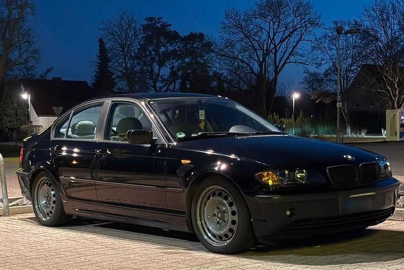 Gebraucht BMW 320 Performance 170 PS (125 kW) 2003 Schwarz Limousine