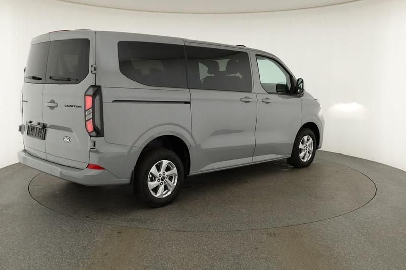 Neu Ford Transit Custom Limited 170 PS (125 kW) 2026 Grey matter Kombi