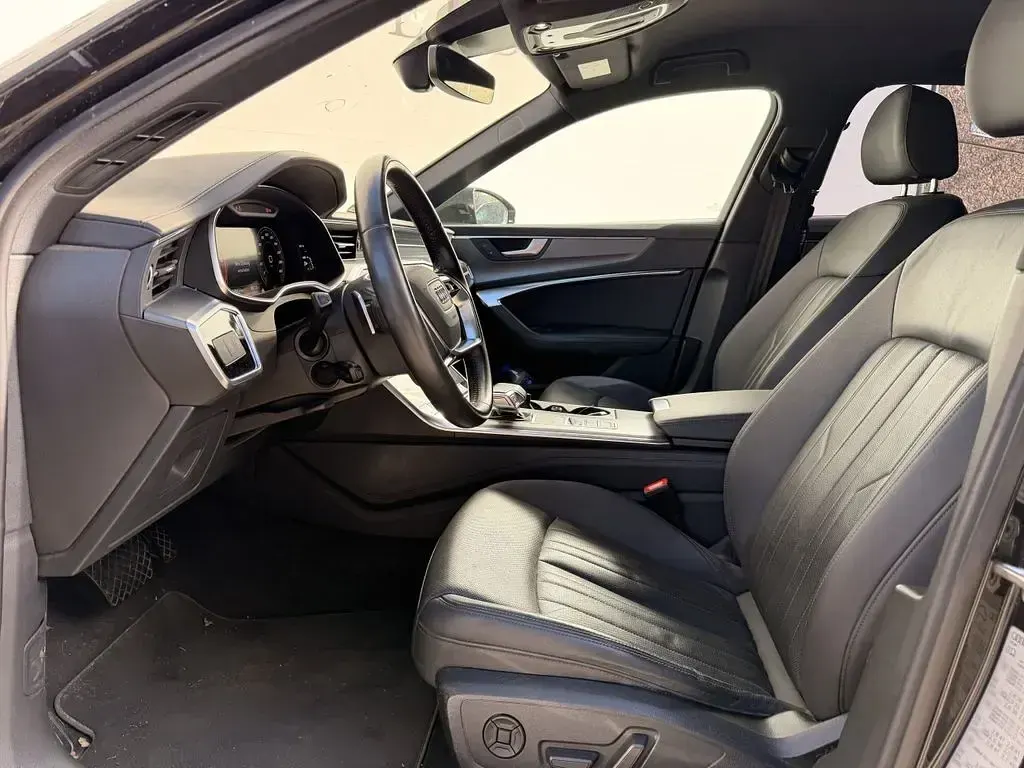Second-hand Audi A6 Sport 245 CP (180 kW) 2021 Negru Break