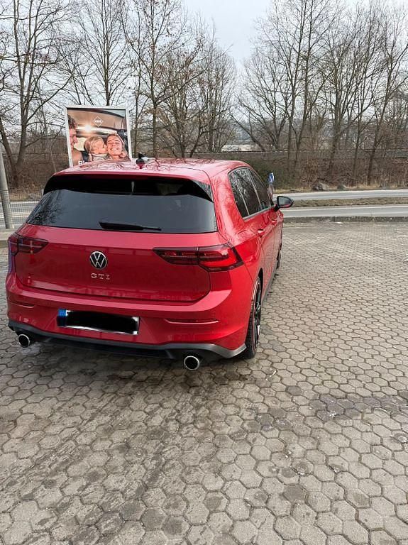 Gebraucht VW Golf VIII GTI 245 PS (180 kW) 2023 Rot Limousine