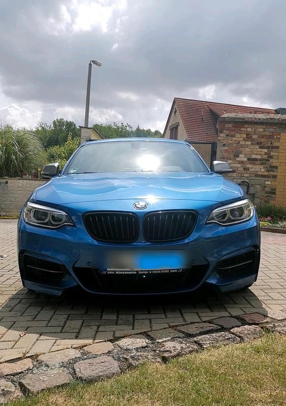 Blau Gebraucht 2015 BMW M235 M Performance Coupé | 28.800 € (Fairer Preis) - Bild 1/4