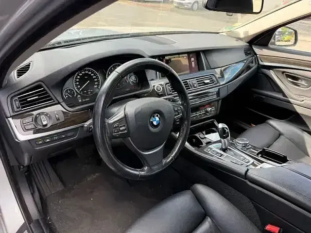 Gebraucht BMW 535 Sport Line 306 PS (225 kW) 2017 Silber Kombi