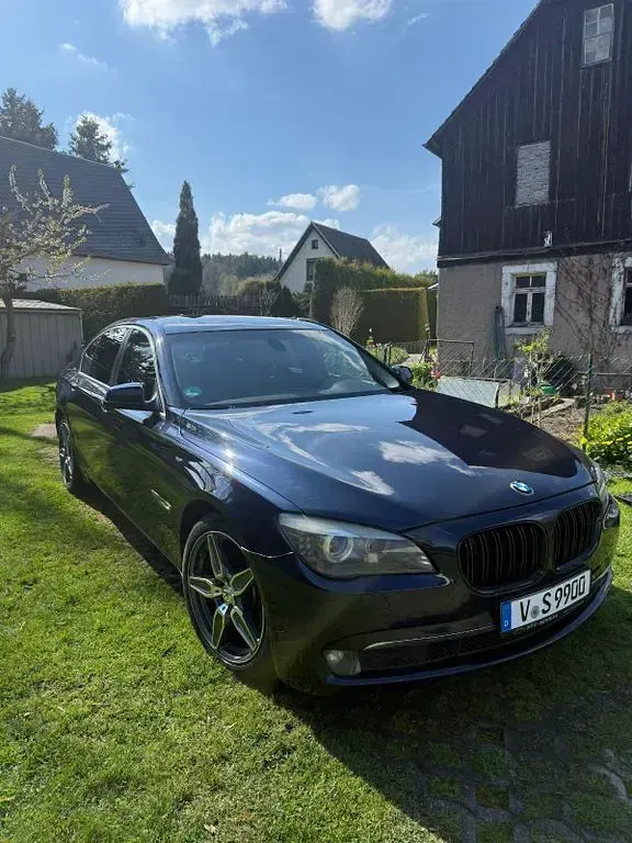 Gebraucht BMW 730L 245 PS (180 kW) 2010 Schwarz Limousine