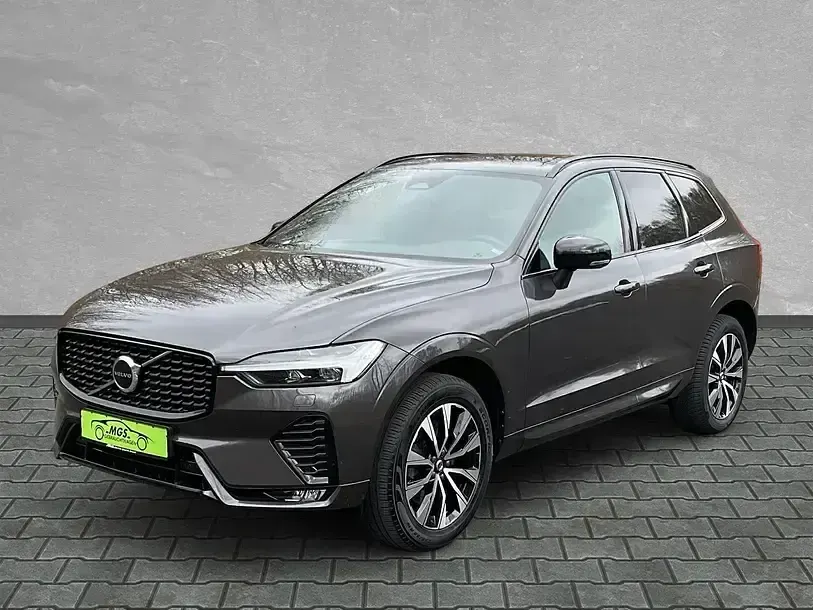Gebraucht Volvo XC60 197 PS (144 kW) 2023 Platinum grey / metallic SUV