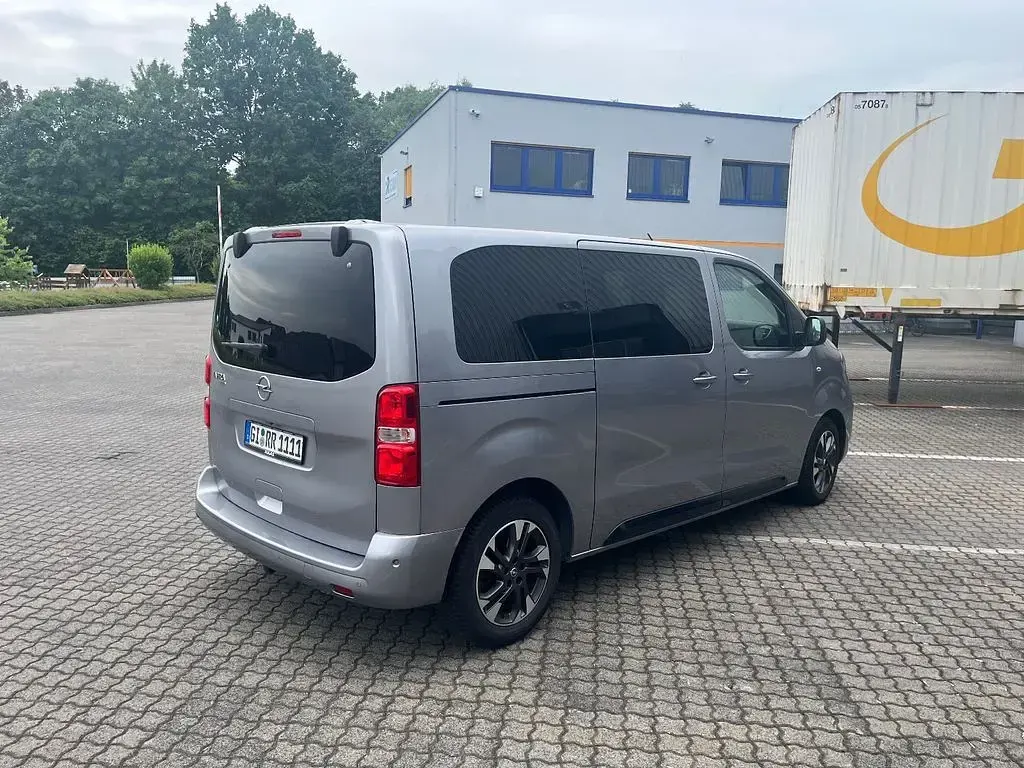 Gebraucht Opel Zafira Life Elegance 177 PS (130 kW) 2021 Grau Van / Kleinbus