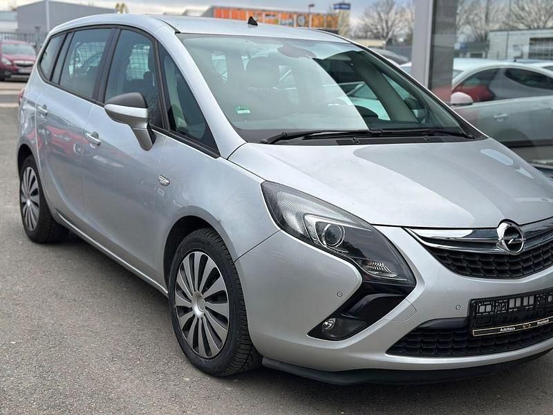 Gebraucht Opel Zafira Tourer Edition 165 PS (121 kW) 2014 Silber Van / Kleinbus