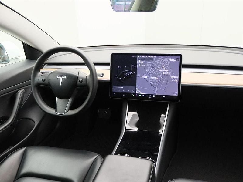 Gebraucht Tesla Model 3 Standard Range 225 kW (306 PS) 2020 Weiß Limousine