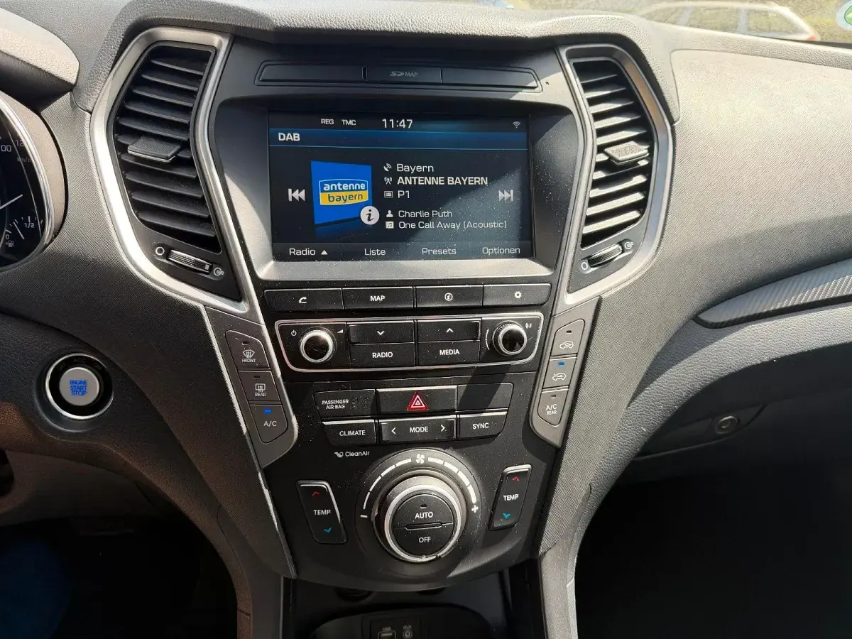 Gebraucht Hyundai Santa Fe Premium 200 PS (147 kW) 2016 Weiß SUV