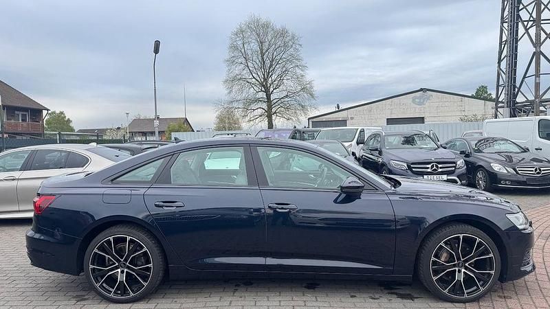 Gebraucht Audi A6 Ambiente 204 PS (150 kW) 2019 Blau Limousine