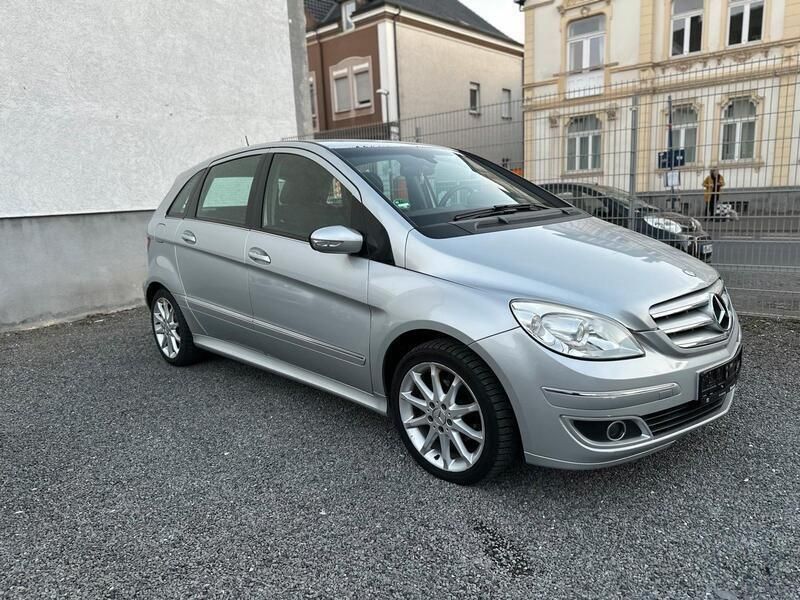 Silber Gebraucht 2006 Mercedes B200 Van / Kleinbus | 3.999 € (Etwas zu teuer) - Bild 1/4
