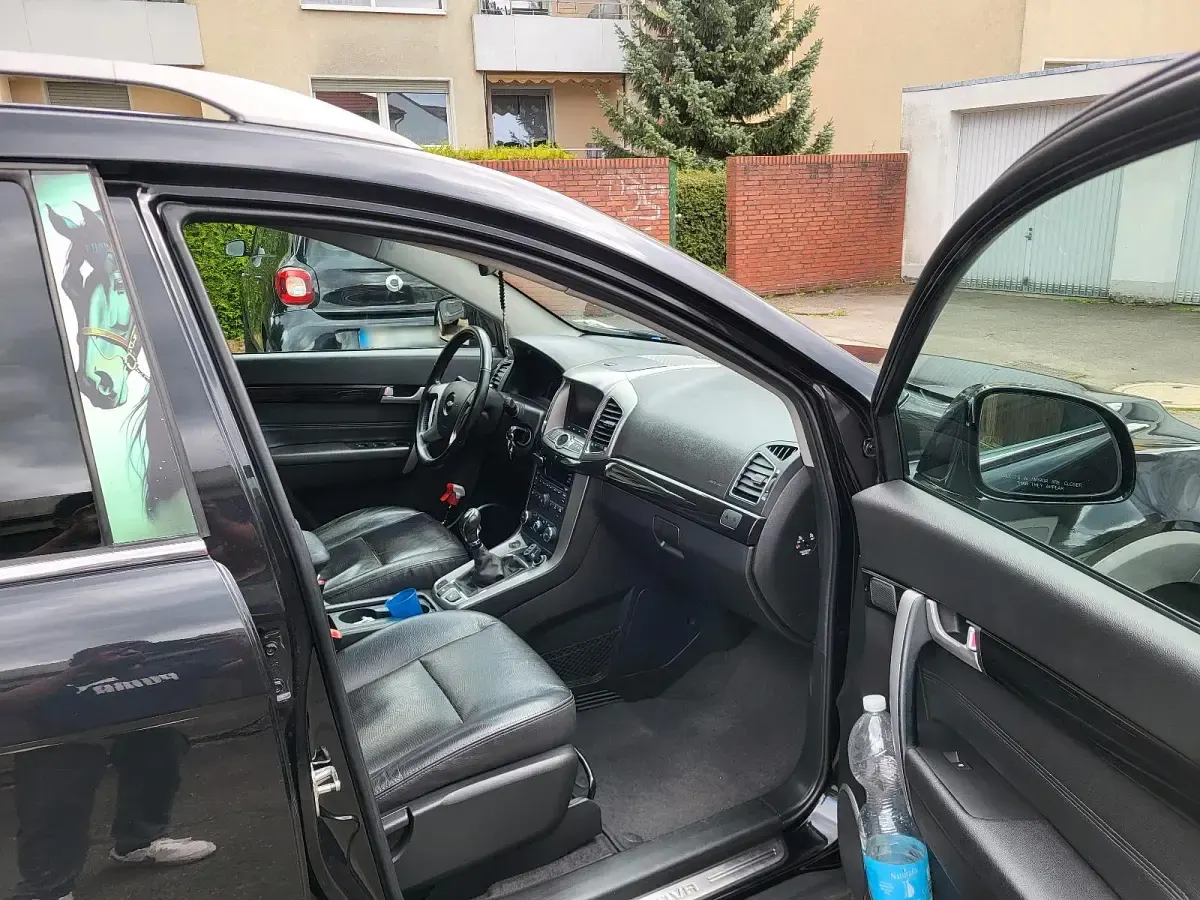 Gebraucht Chevrolet Captiva 183 PS (134 kW) 2013 Schwarz SUV