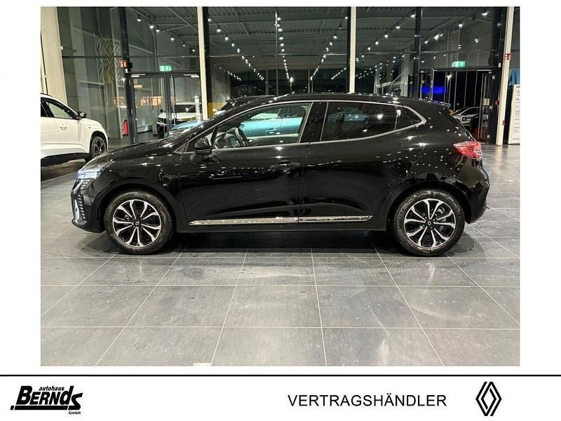 Neu Renault Clio V 91 PS (66 kW) 2025 Black pearlschwarz metallic Kleinwagen