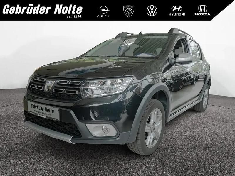 Schwarz Gebraucht 2020 Dacia Sandero Prestige Kleinwagen | 10.950 € (Fairer Preis) - Bild 1/4