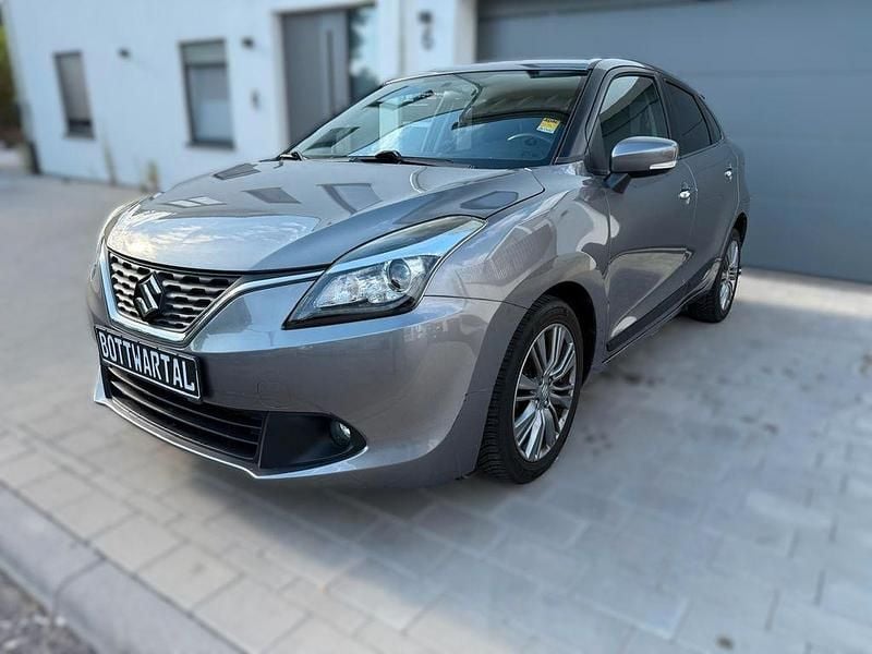 Silber Gebraucht 2016 Suzuki Baleno Comfort Limousine | 12.999 € (Fairer Preis) - Bild 1/4