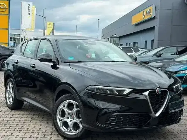 Gebraucht Alfa Romeo Tonale Super 131 PS (96 kW) 2024 Nero alfa uni schwarz SUV