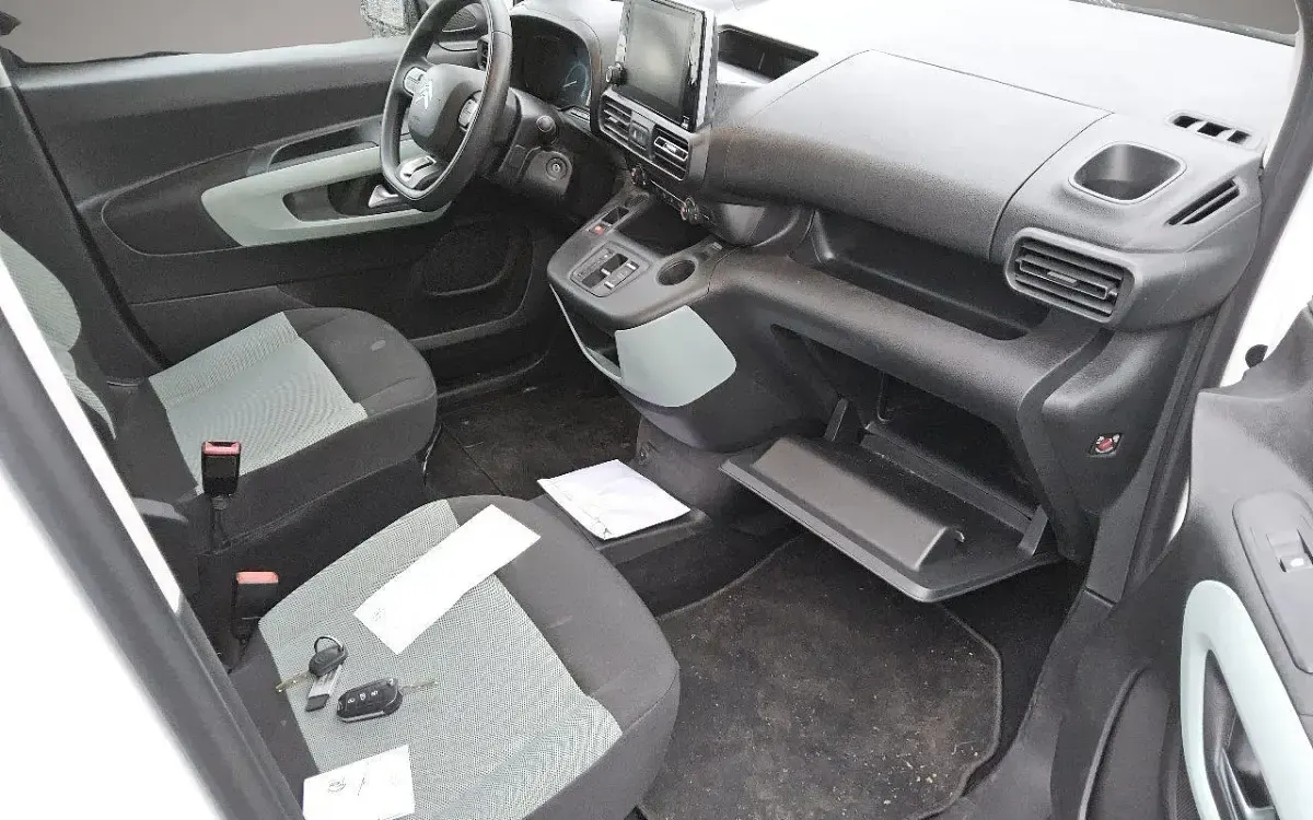 Gebraucht Citroën e-Berlingo Feel 100 kW (136 PS) 2022 Manufacturer Van / Kleinbus