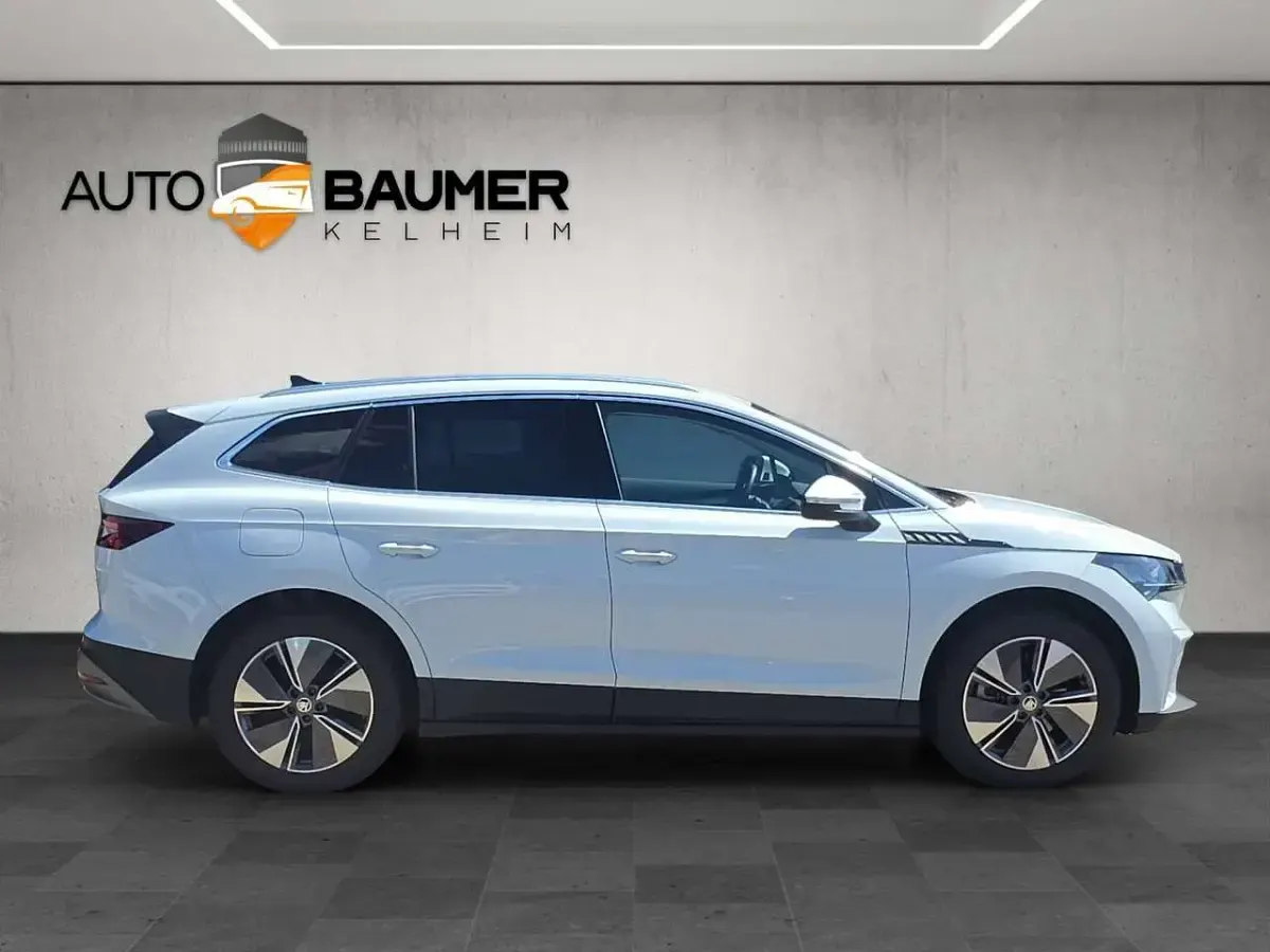 Gebraucht Skoda Enyaq iV Loft 210 kW (286 PS) 2025 Weiß SUV