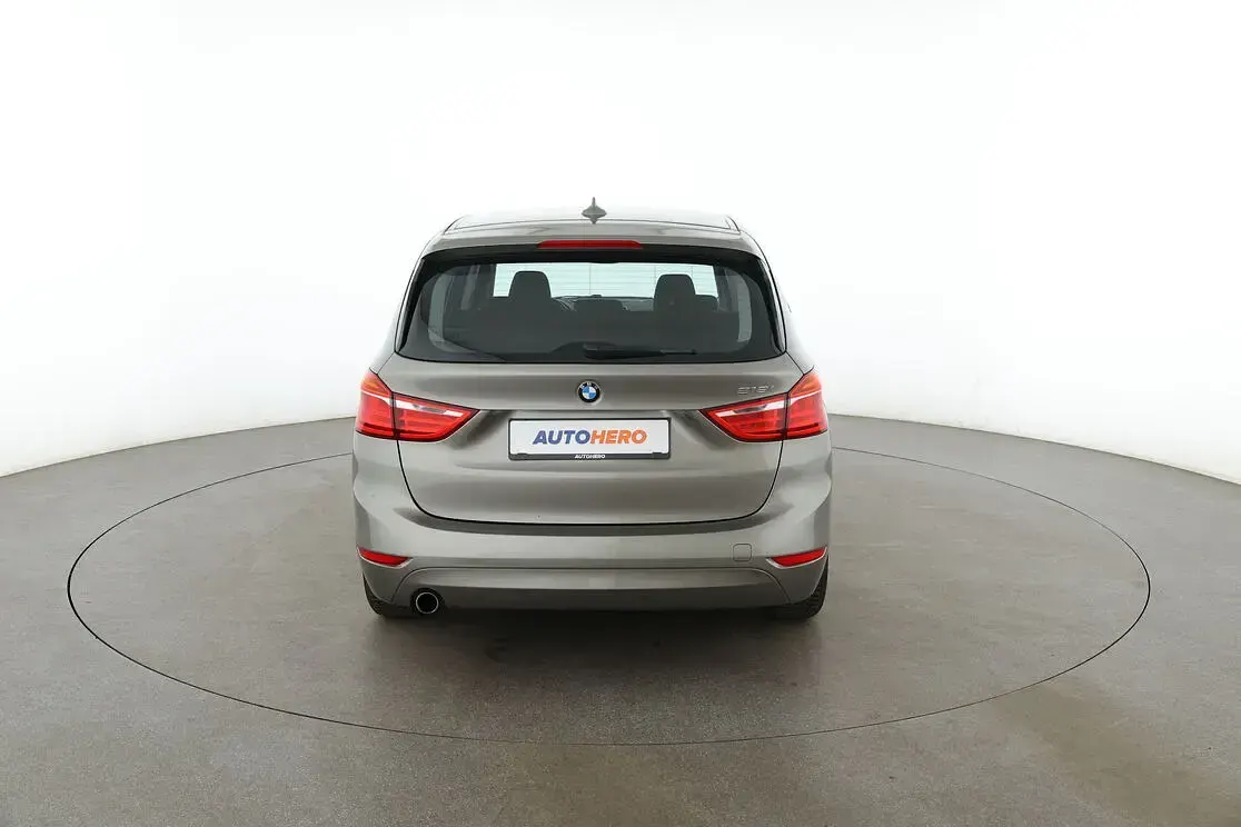 Gebraucht BMW 218 Gran Tourer 140 PS (102 kW) 2017 Grau Van / Kleinbus