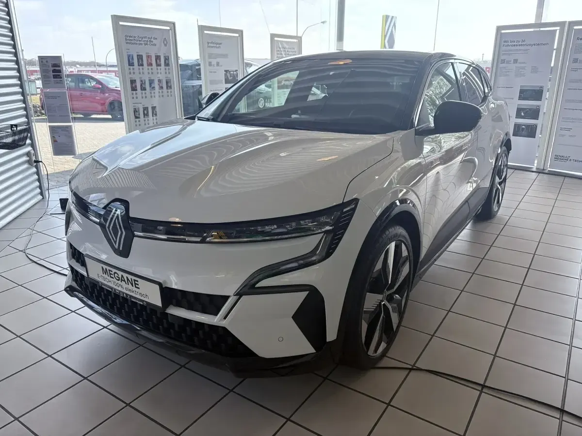 Gebraucht Renault Megane E-Tech Komfort 160 kW (218 PS) 2025 Limousine
