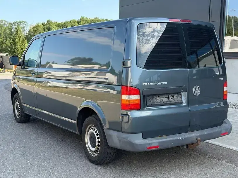 Gebraucht VW T5 131 PS (96 kW) 2008 Grau Van