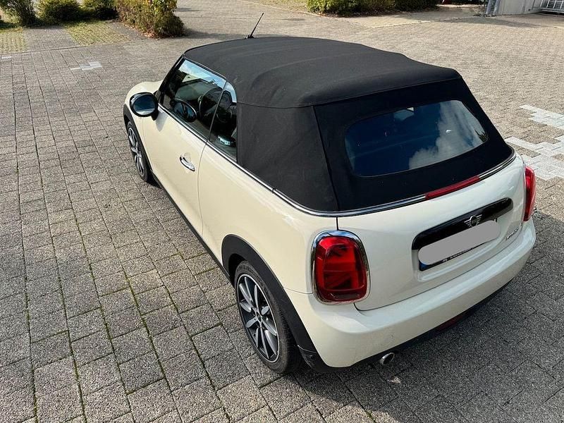 Gebraucht Mini Cooper Pepper 136 PS (100 kW) 2019 Weiß Kleinwagen