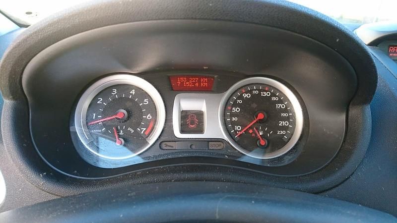 Gebraucht Renault Clio II Dynamique 75 PS (55 kW) 2006 Blau Kleinwagen