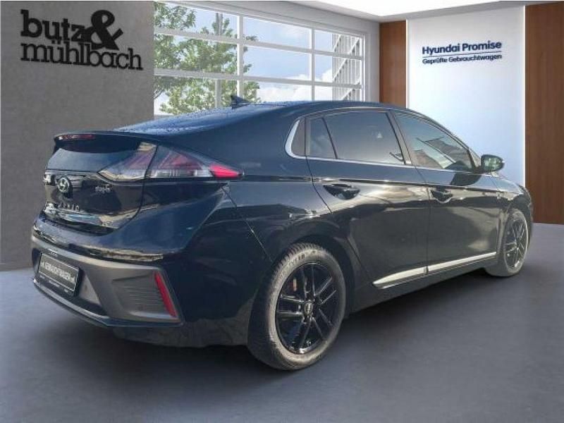 Gebraucht Hyundai Ioniq Prime 105 PS (77 kW) 2021 Phantom black Kleinwagen
