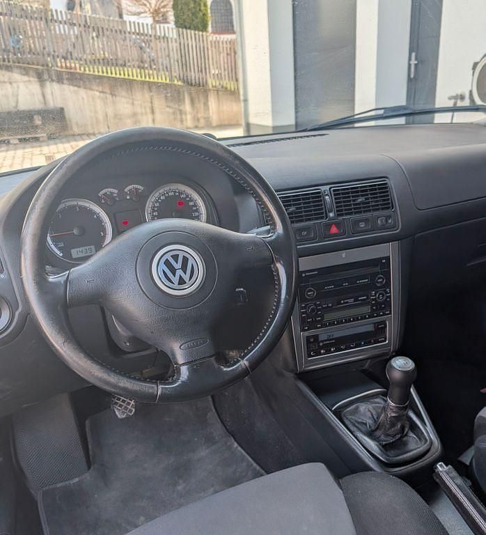 Gebraucht VW Golf IV Edition 90 PS (66 kW) 2001 Grau Limousine