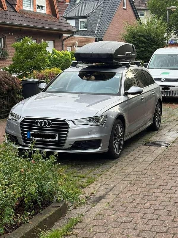 Silber Gebraucht 2016 Audi A6 Kombi | 16.000 € (Guter Preis) - Bild 1/4