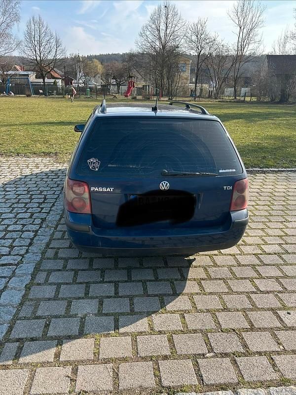 Gebraucht VW Passat 130 PS (95 kW) 2003 Blau Kombi