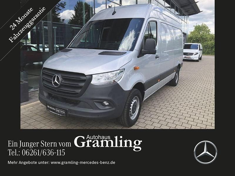 Silber Gebraucht 2022 Mercedes Sprinter Van | 35.437 € (Fairer Preis) - Bild 1/4