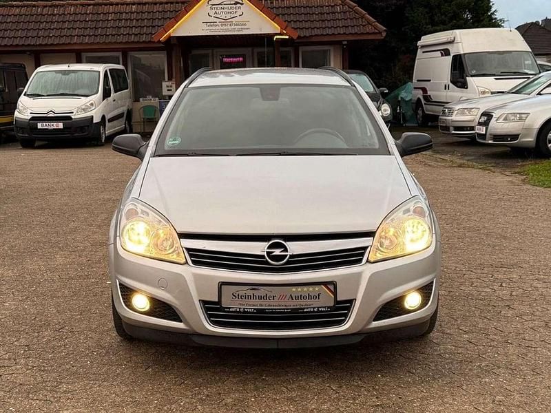 Gebraucht Opel Astra Cosmo 118 PS (86 kW) 2008 Starlight grey Kombi